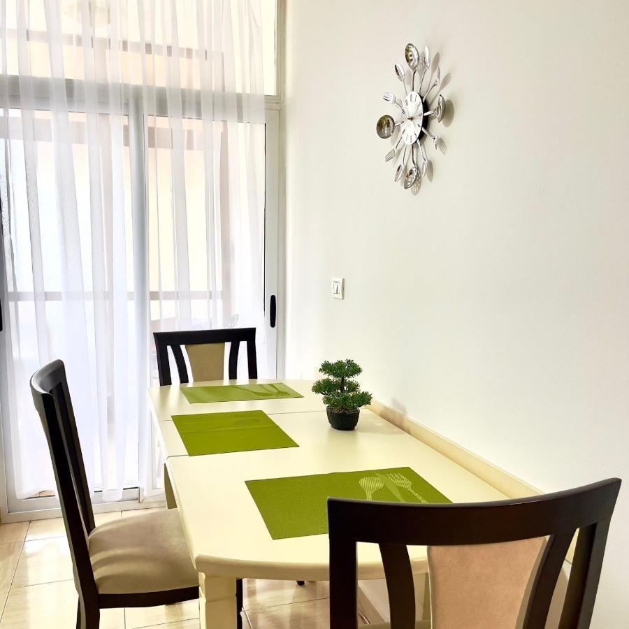 Maris Apartment Tirana Buitenkant foto